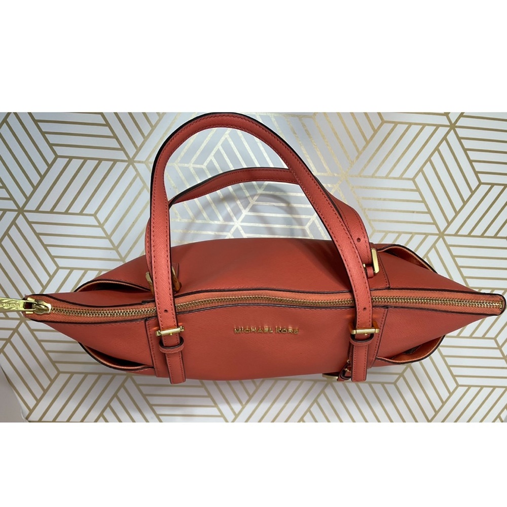 Michael Kors handbag - Picture 4 of 7
